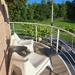 Sherlock's - Bed & Breakfast 3*
