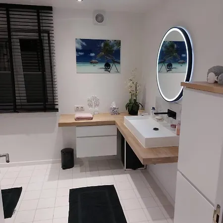 Sherlock's - Bed and breakfast