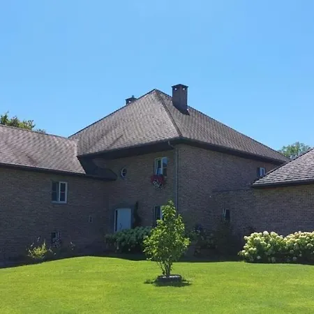 Sherlock's - Bed and Breakfast Ναμούρ