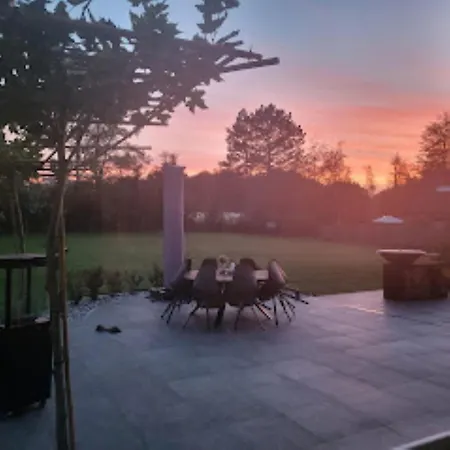 Bed & Breakfast Sherlock's -